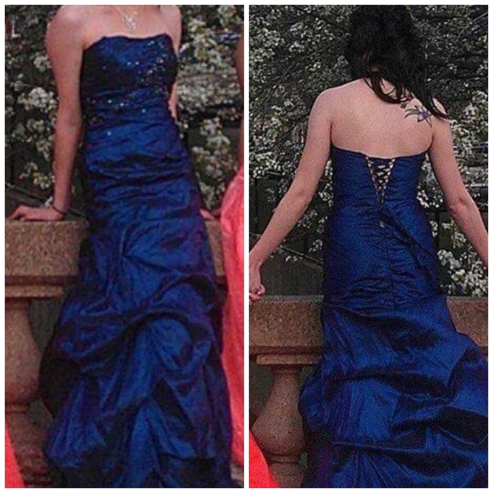 Beautiful blue prom dress